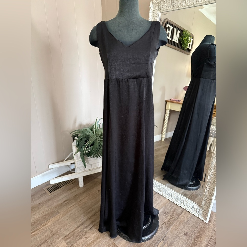 Show Me Your Mumu • V Neck Maxi Dress